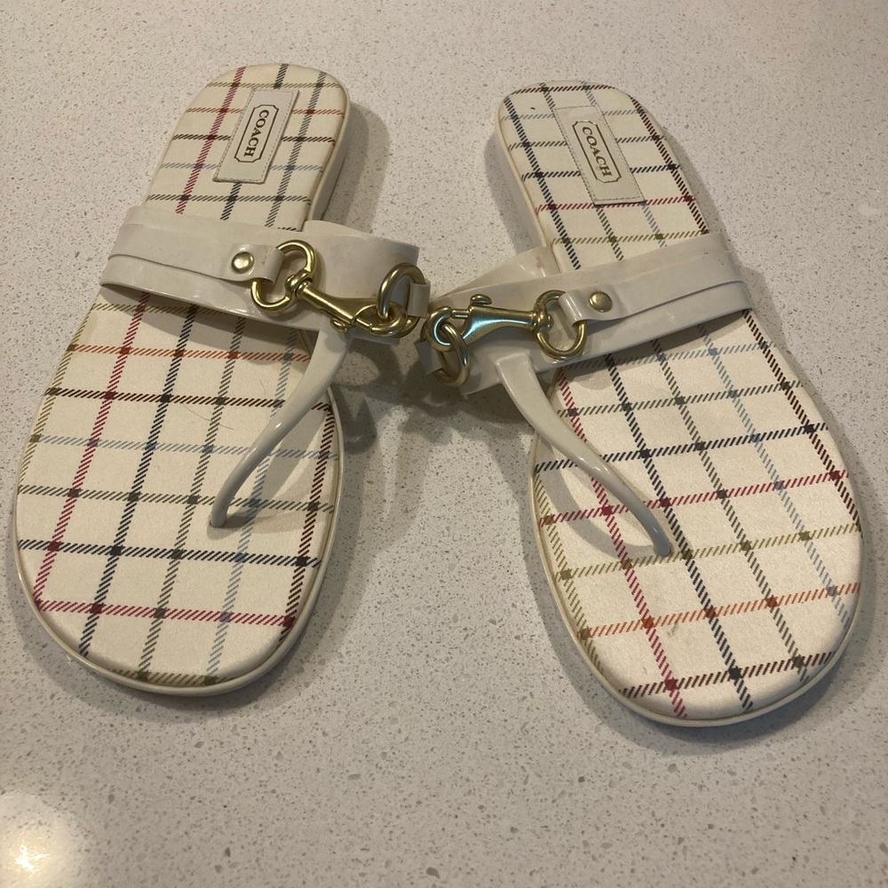 Coach thong sandals 11